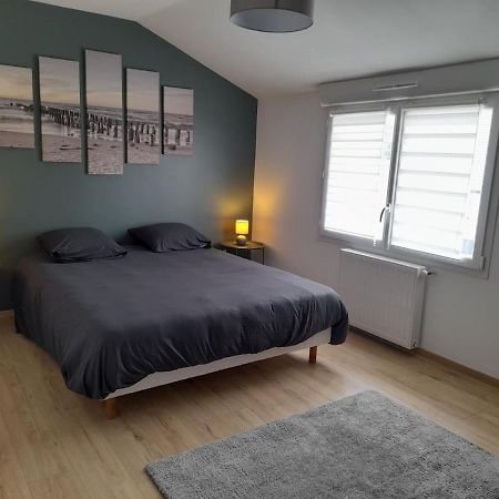 Logement De 100M2 Avec Terrasse Wardrecques Bagian luar foto