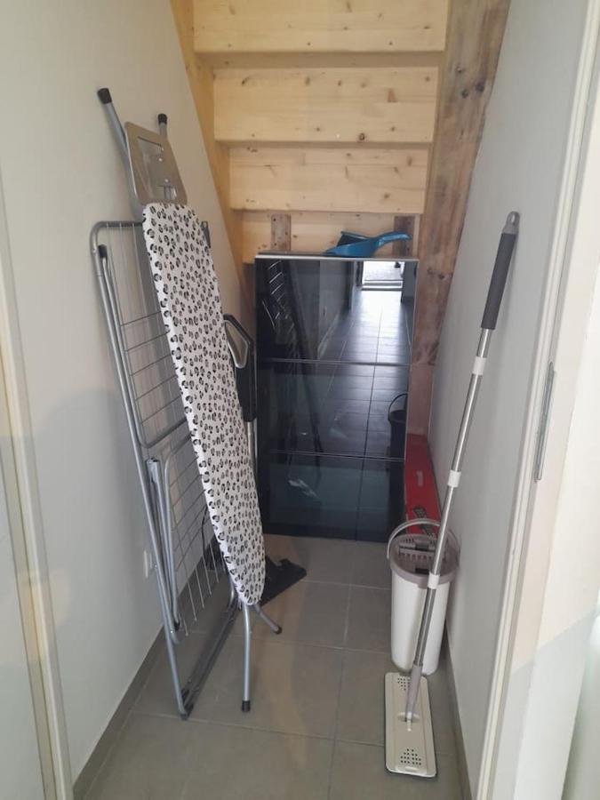 Logement De 100M2 Avec Terrasse Wardrecques Bagian luar foto