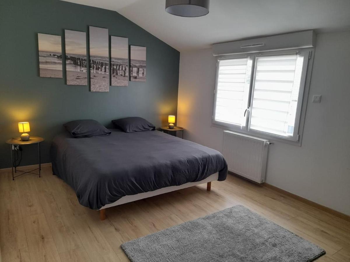 Logement De 100M2 Avec Terrasse Wardrecques Bagian luar foto